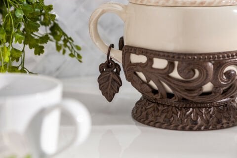Acanthus Teapot