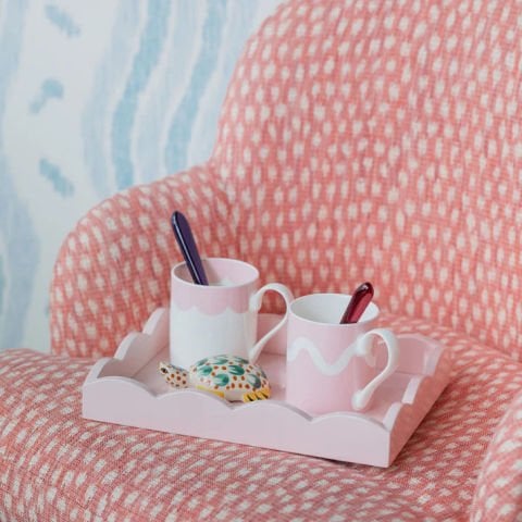 Scalloped Tray Pale Pink