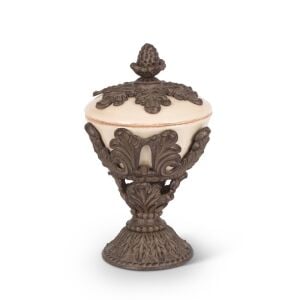 Baroque Pedestal Nut Bo