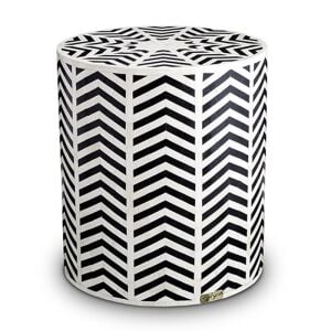 Black and white round coffee table