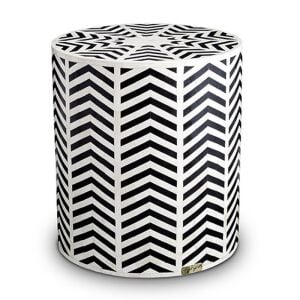 Black and white round coffee table