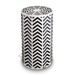 Black and white round coffee table