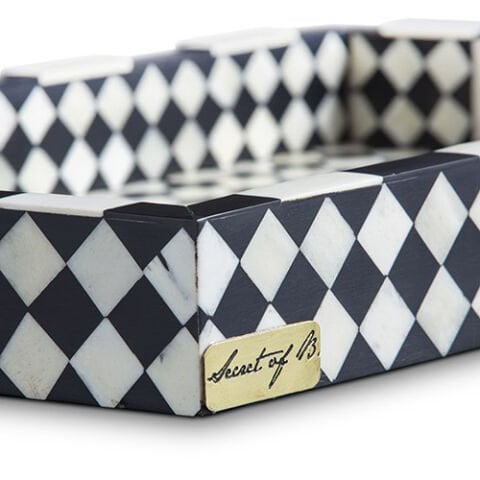 Black and white mosaic patterned tray with handle(large)