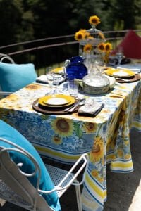 SUNGARDEN TABLECLOTH