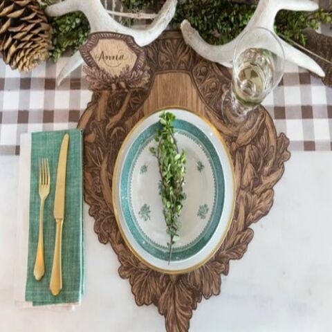 Die Cut Oak & Antler Crest Placemat -12 Sheets